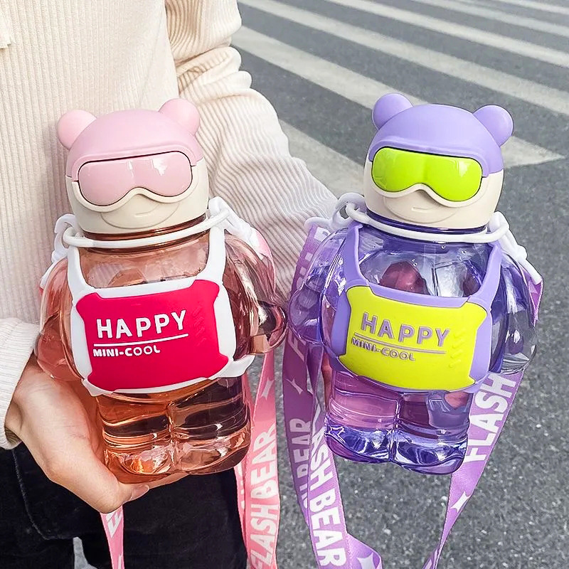 Little Bear plastic water cup, high appearance level, cute children's straw cup, boys' trendy and fashionable, large-capacity portable water cup Specification drawing