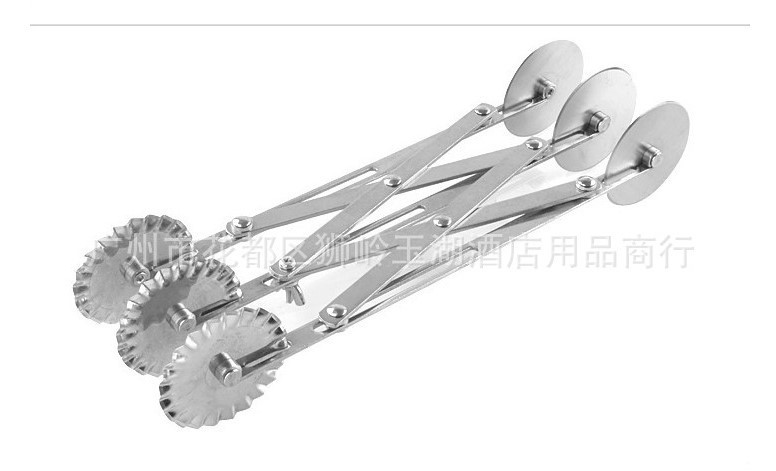 Roller knife, stainless steel mesh knife, wooden handle roller knife, roller needle knife, pastry punching, pizza roller knife, baking tools undefined