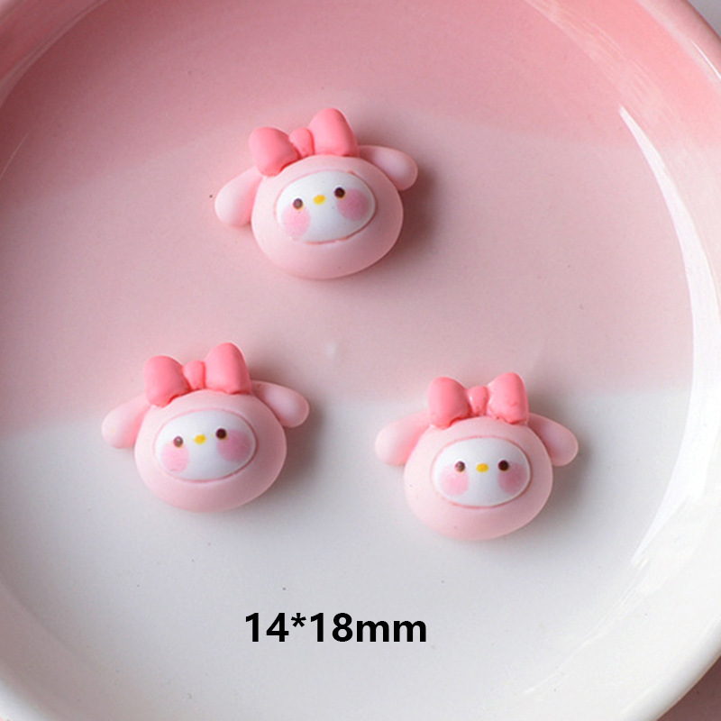 Mini cartoon resin small accessories, cream glue accessories, hair clips, hair ornaments, jewelry accessories, Sanrio diy accessories Application Scenario
