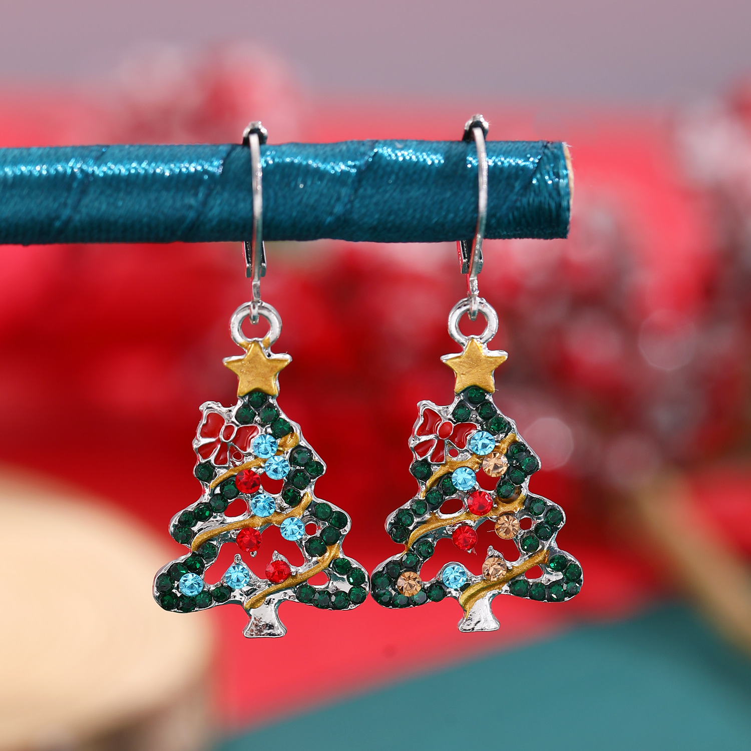 European and American cross-border alloy oil-dripping red butterfly-patterned diamond Christmas tree earrings for women's autumn and winter Christmas fashion earrings full figure