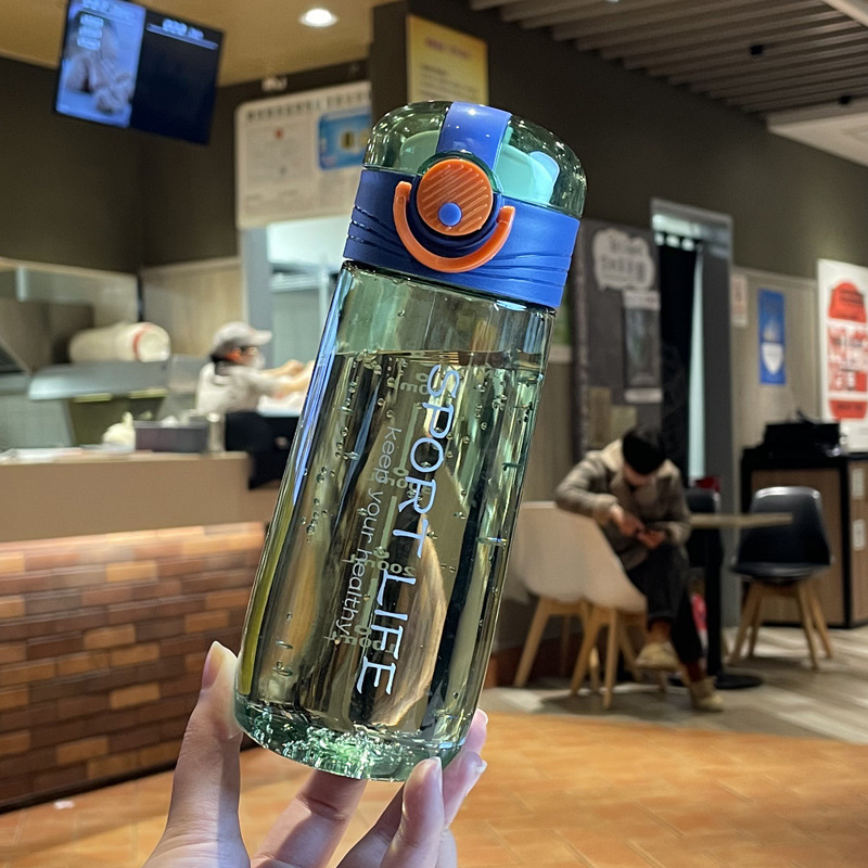 Portable water cups for adults when going out, small and mini girls with filters, children and students, boys with high appearance standards, plastic cups for sports Specification drawing