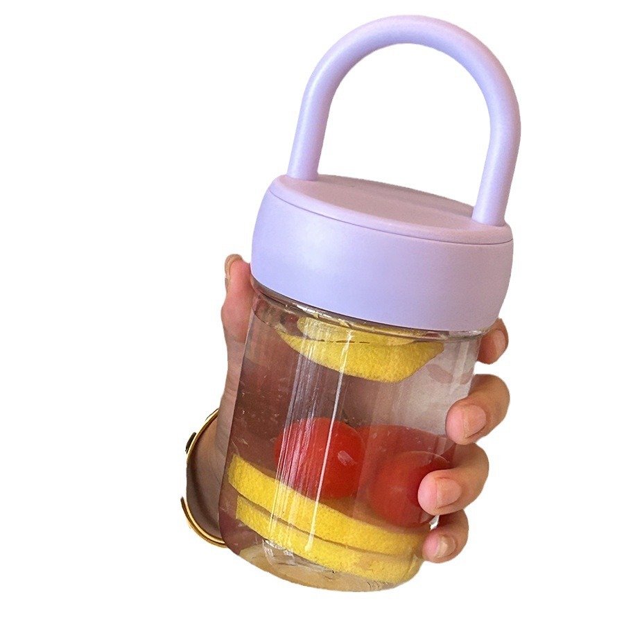 The new plastic water cup for girls' high school students has a high level of appearance. The plastic cup for summer students is simple and portable, and can be carried around. The trend of plastic cups Item Picture