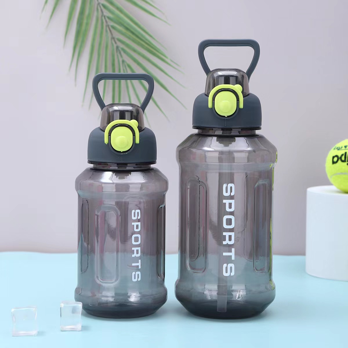 New high-appearation-level ton-ton bucket, large-capacity cup with handle, outdoor sports water cup, food-grade plastic cup Application Scenario