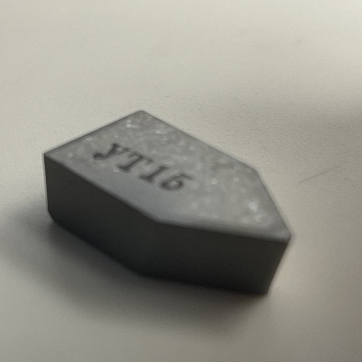 Hard alloy welded inserts C122/C125, wear-resistant and impact-resistant, YG6 tungsten steel brazed turning tool heads Specification drawing
