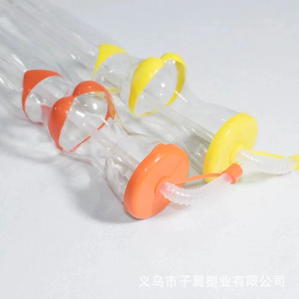 Creative bikini pet disposable plastic irregular-shaped milk bursting cup, beauty cup, best-selling bottle in the shopping mall food street advertisement Application Scenario