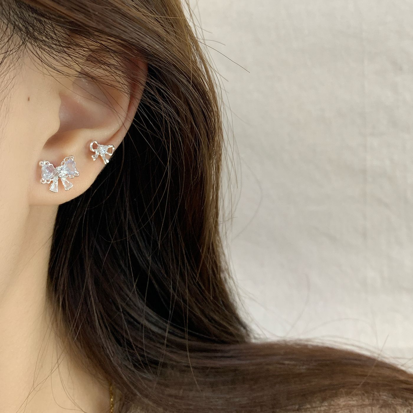 Korean version small and exquisite silver studded with zircon bow stud earrings three-piece set, sweet and heart-shaped female silver needle earrings Specification drawing