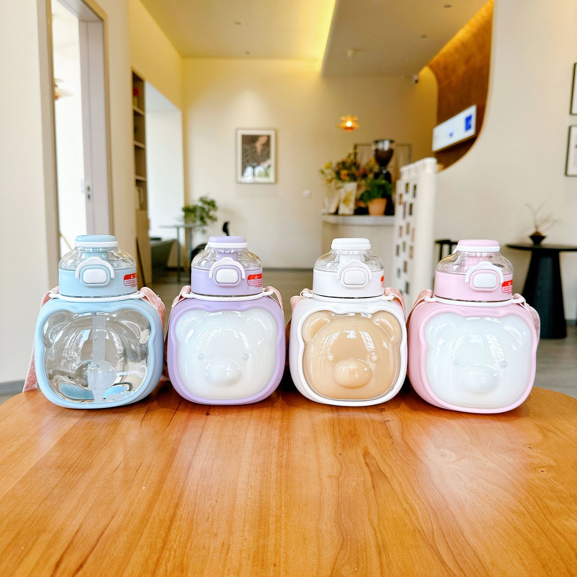 New Bear straw cup, cute girl, large-capacity plastic cup, portable outdoor, summer children, high appearance level cup details Picture
