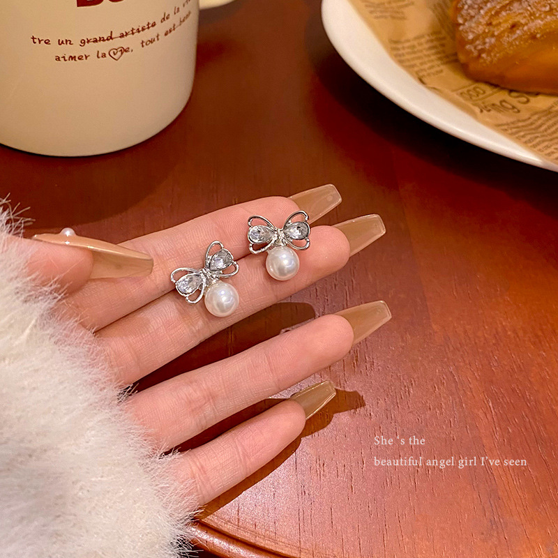 925 Silver Needle Exquisite Zircon Bow Pearl Stud Earrings for Women, new 2024 trendy, high-end and light luxury earrings full figure
