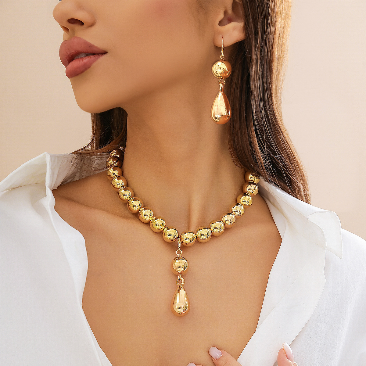 European and American punk style large and small beaded necklace water drop pendant collarbone chain cyber retro bead necklace accessory full figure