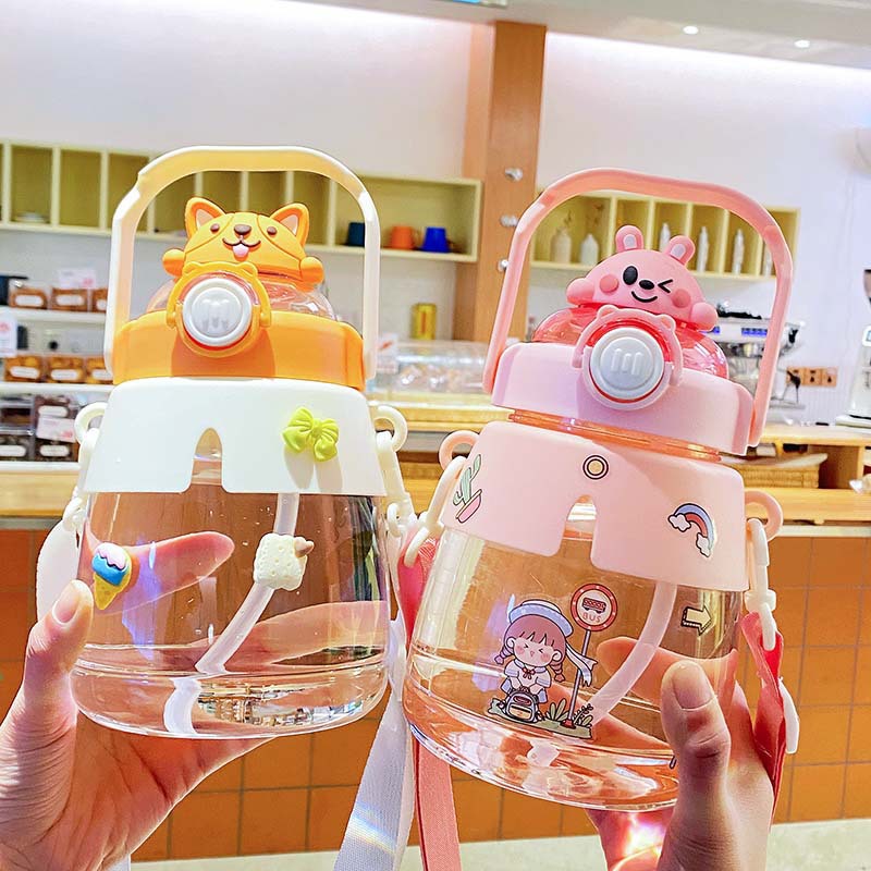 Wholesale of 2023 popular cape figurine, large-belted cup, cute, large-capacity tonton cup with shoulder strap, children's straw water cup full figure