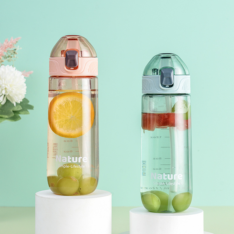 ins water cups for children, summer, boys and girls, high appearance level, straws, special water bottles for pregnant women and new mothers, scale Application Scenario