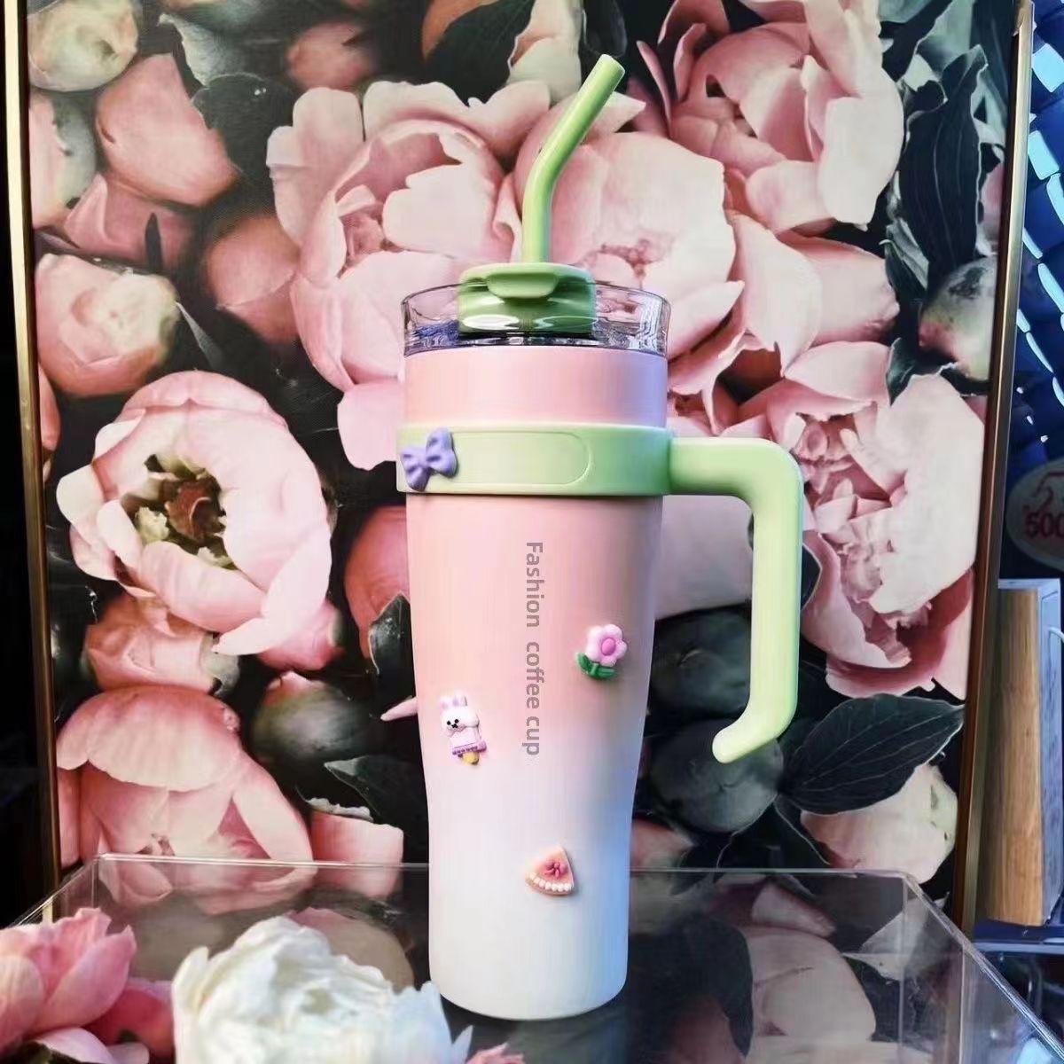 Douyin's giant insulated cup, cross-border large-capacity straw cup, women's ice king cup, stainless steel straw coffee cup details Picture