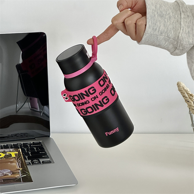 ins style student insulated cup, large-capacity tea cup, high appearance level cup with tea strainer, stainless steel insulated water cup custom-made Application Scenario