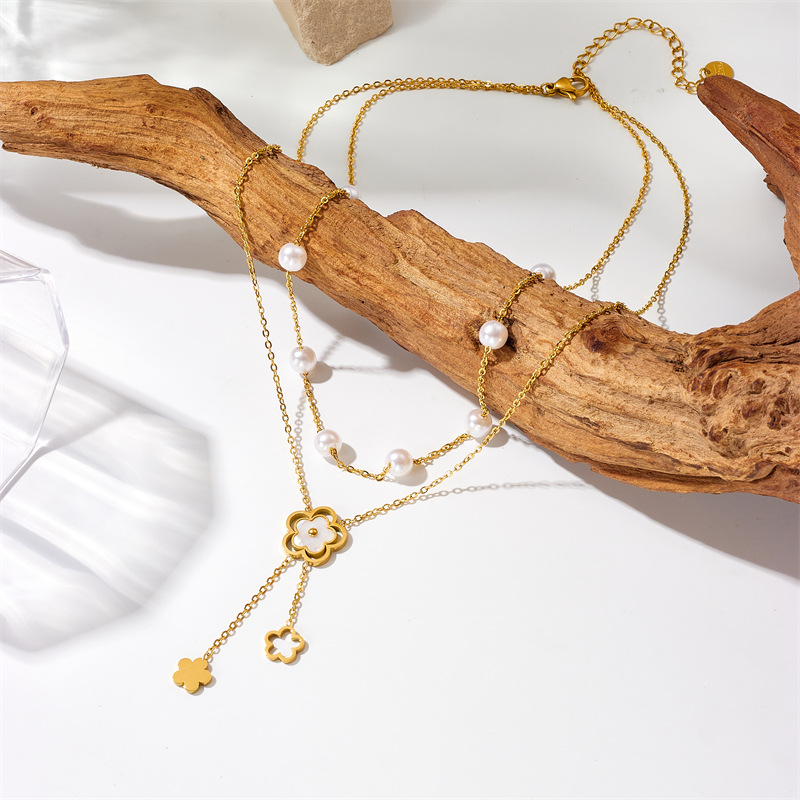 A fashionable and simple double-layer pearl flower chain tassel pendant titanium steel necklace Specification drawing