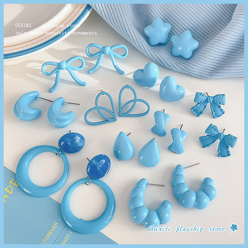 Sweet and fresh blue earrings for women, a new bestseller in 2025. High-end, niche design, and elegant earrings full figure