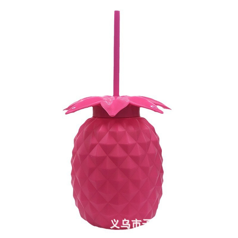 Manufacturer's in-stock cross-border best-selling straw cups, beach children's juice drink water cups, new three-color pineapple straw cups Application Scenario