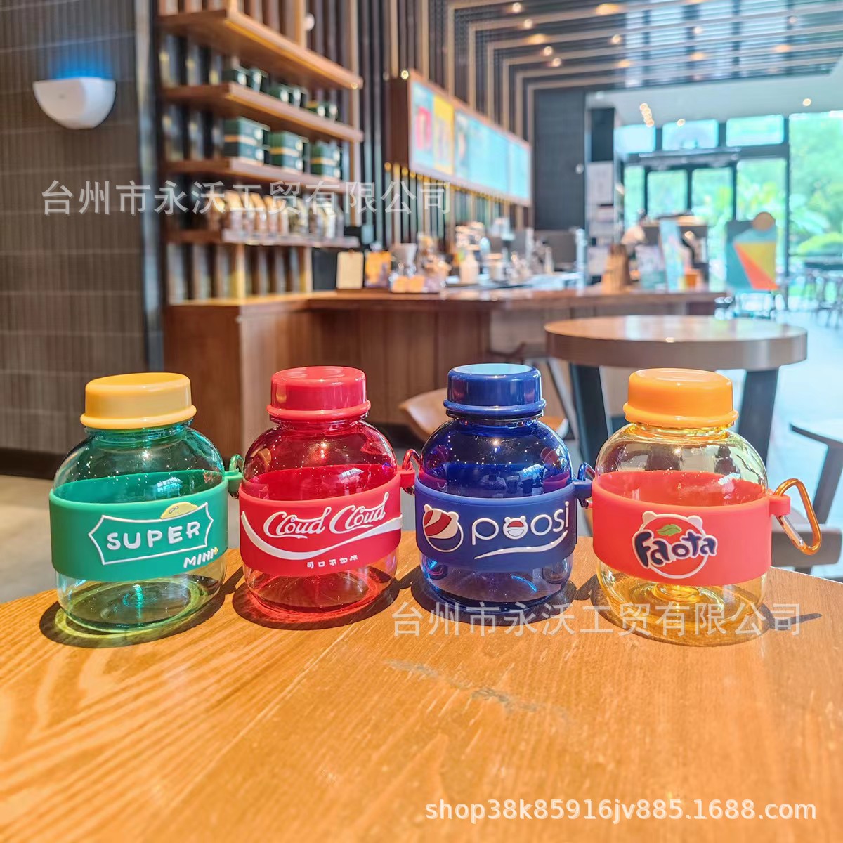 Cute and chubby water bottle, super mini children's small water cup, drinking and beverage water bottle style portable anti-drop mineral water cup for women full figure