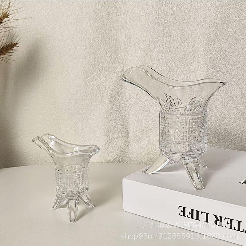 Antique-style emperor cup, white spirit cup, wine divider, glass small wine bottle, one-sip cup, goblet cup, personalized small wine glass, spirits cup Specification drawing