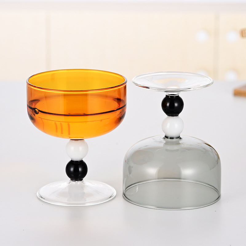 Colored high borosilicate glass cups, household heat-resistant tall glass cups, restaurant ice cream cups, dessert cups, contrasting color glass cups full figure