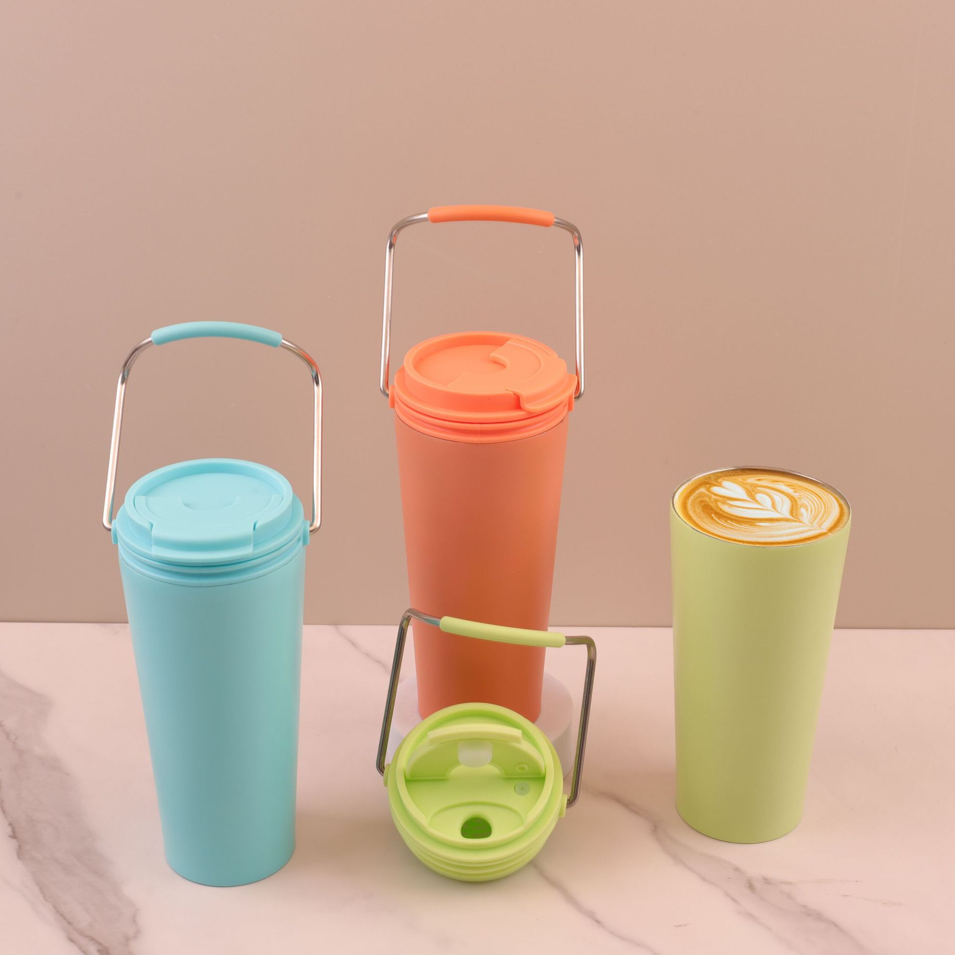 Cross-border 304 stainless steel double-layer straw car cup, large-capacity portable sports car ice cup, outdoor Application Scenario
