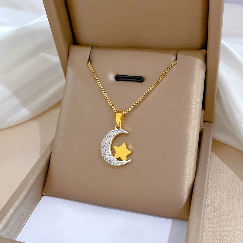 【 All-titanium Steel 】 Moon and star minimalist style, real gold necklace inside the furnace, female Instagram influencer collarbone chain full figure