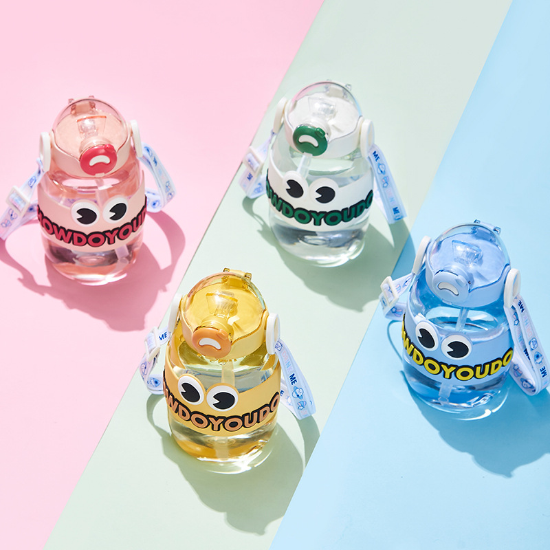 Fuxing Big Eyes Internet Celebrity bestsellers, high appearance level straw cup, cute cartoon children's water cup, one-click pop cap plastic cup full figure