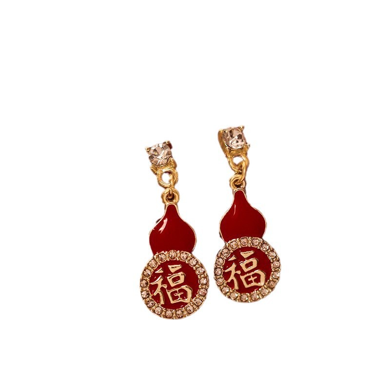 New Year Red lucky bag stud earrings, feminine charm, retro pearl high-end style earrings, festive and unique design earrings Item Picture