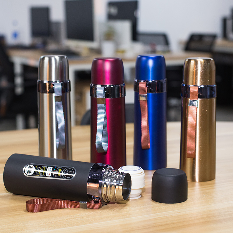 Stainless steel insulated cups with strappy bullet heads, large-capacity travel flasks, sports water bottles, LOGO designs, and gift water cups Specification drawing