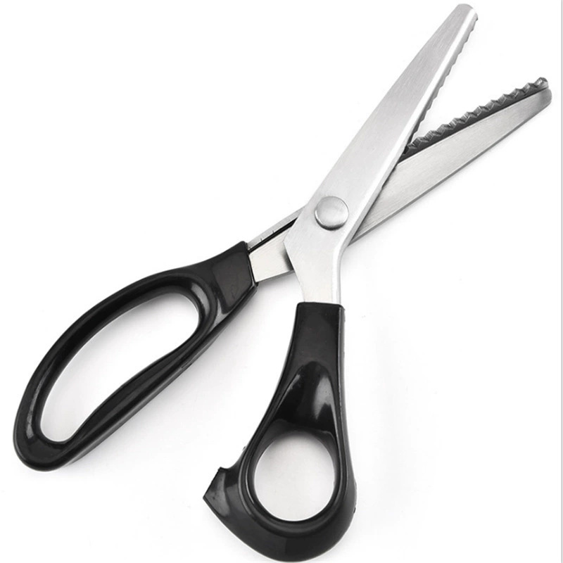 In stock: lace scissors, serrated hand scissors, dog tooth scissors, tooth fabric scissors, triangular wave arc fabric pattern scissors full figure