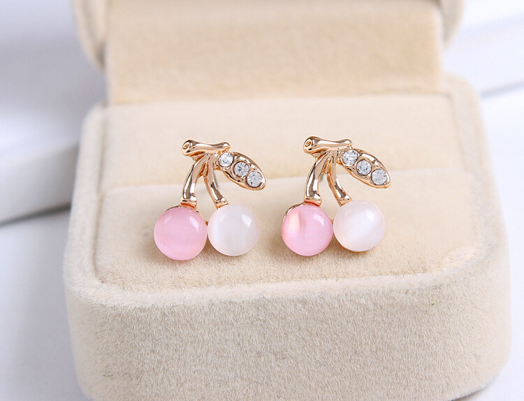 Wholesale of Korean version hot-selling eco-friendly cat's eye stone cherry ear studs and sweet diamond-encrusted fruit earrings Application Scenario