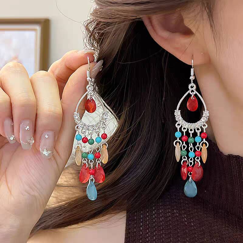 Bohemian-style long tassel earrings, women's high-end retro exotic ear hooks, 2025 new ethnic style earrings Application Scenario