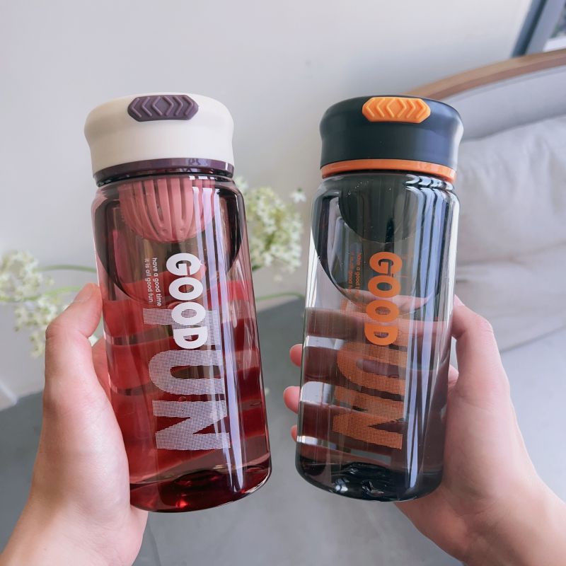 Simple sports water cup, female summer portable large-capacity fitness cup, male student high appearance level plastic cup with tea strout full figure