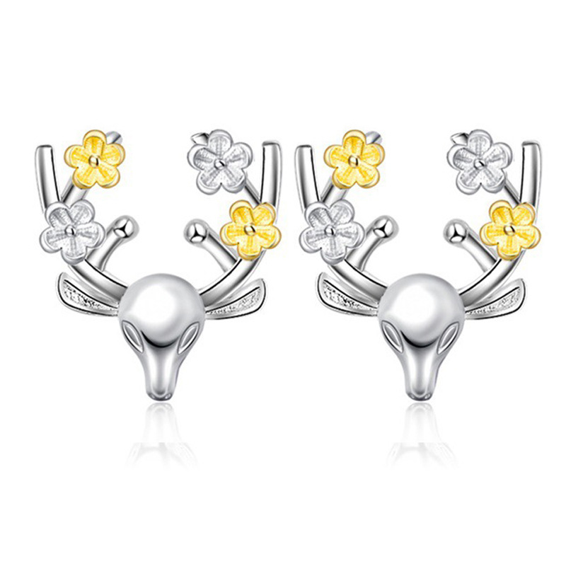 New style Sika deer stud earrings, one deer with you, Sika deer head earrings, cute animal Christmas and New Year earrings full figure