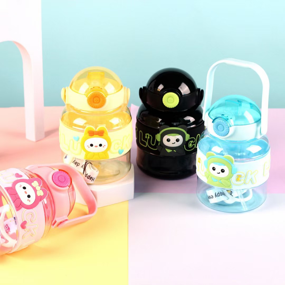 Children's plastic cups, ton cups, high appearance level, straw cups, large-capacity water cups, high-temperature resistant, male and female student handles, portable Specification drawing