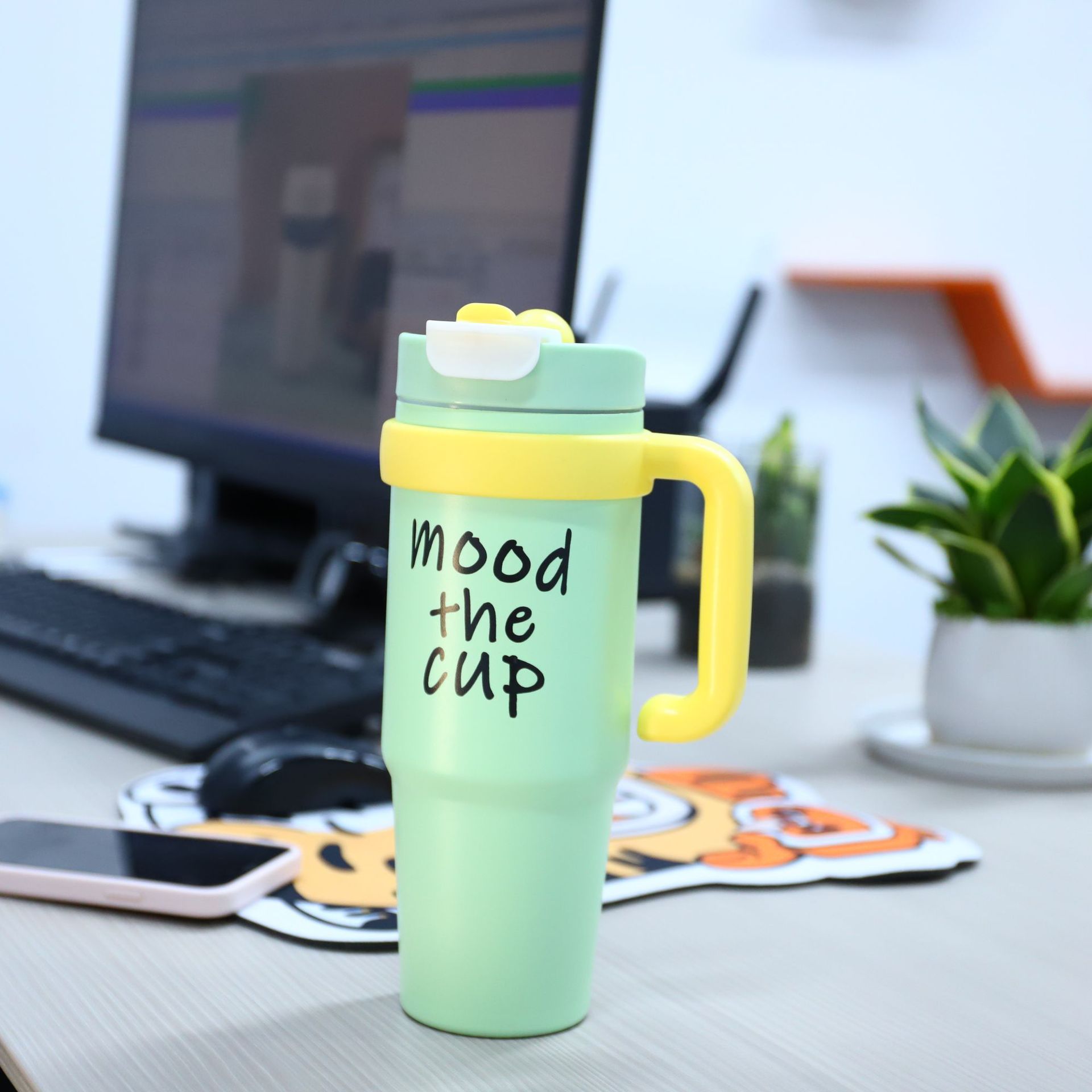 New 316 stainless steel double-layer vacuum portable car ice cup with large capacity, giant insulated cup Application Scenario