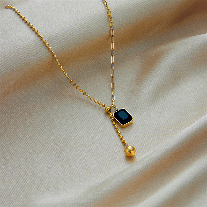 Korean version of a niche high-end simple metal titanium steel black square diamond round bead asymmetrical pull-out adjustable collarbone necklace details Picture
