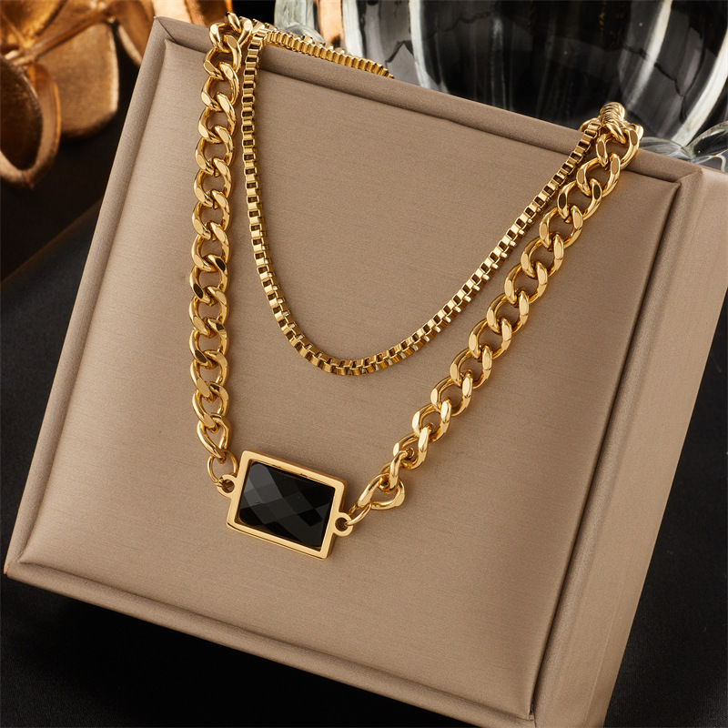 European and American cross-border high-end retro light luxury simple rectangular black diamond double-layer titanium steel non-fading chain necklace full figure