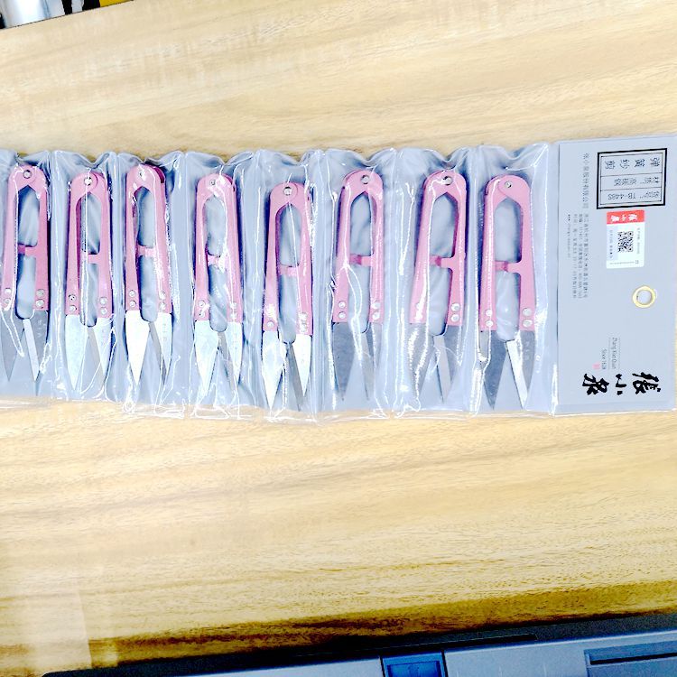 Zhang Xiaquan scissors, thread cutting, large scissors, U-shaped spring yarn scissors, small scissors, hemlock scissors, sewing scissors without seams, embroidery scissors Application Scenario