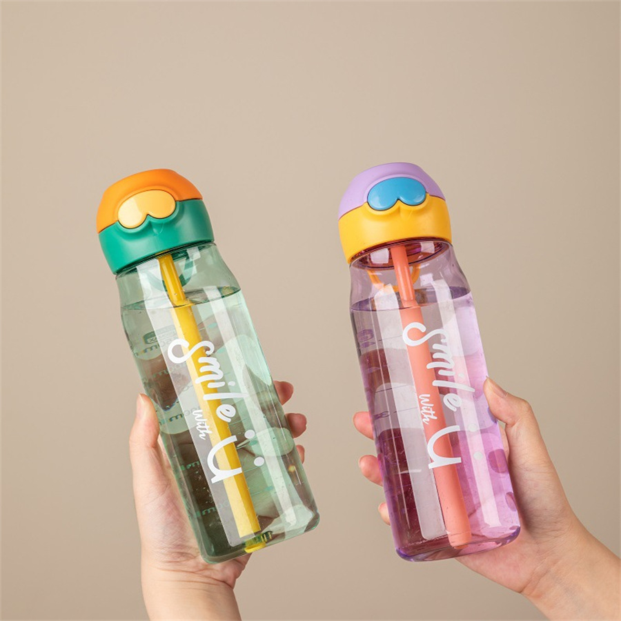 Children's water cup, plastic water cup, girls' summer, high appearance level, portable sports, large-capacity cup, durable and simple for boys full figure