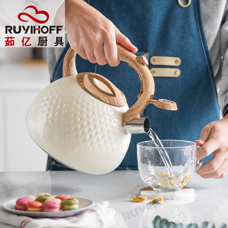 New cross-border off-white hammer-patterned sounding kettle for boiling tea and coffee, European and American kitchenware flat-bottomed sounding kettle 3L Application Scenario