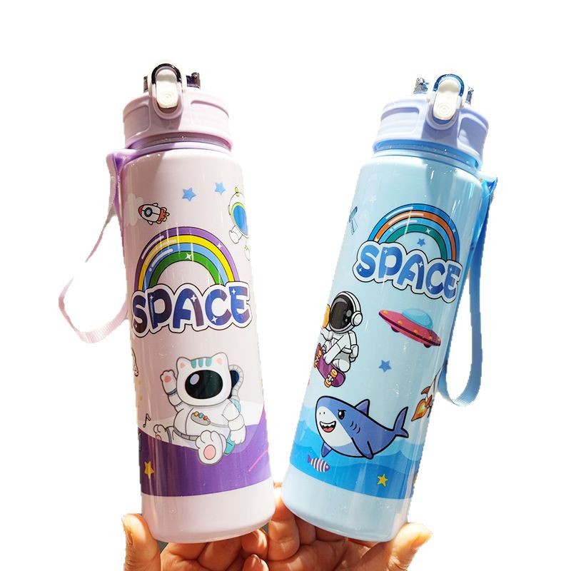 New outdoor 750ml Amazon e-commerce gradient solid color water bottle with straw, high appearance level plastic water cup Item Picture