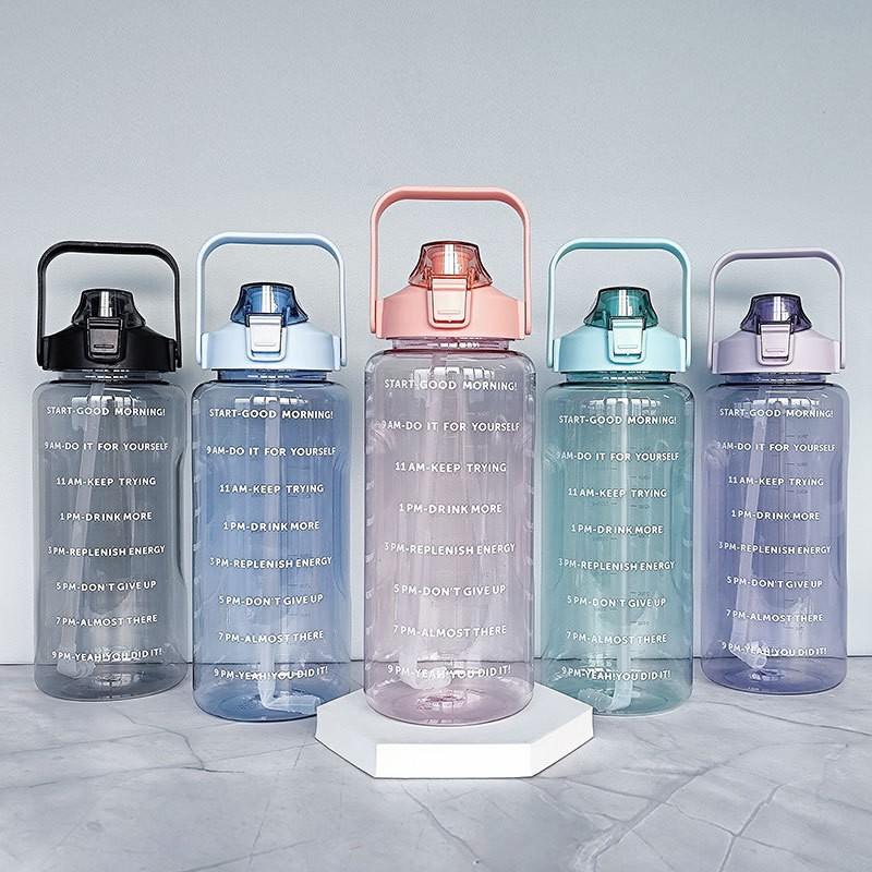 Cross-border large-capacity 2000ml space cup, transparent plastic water cup, portable straw, outdoor sports and fitness water bottle full figure