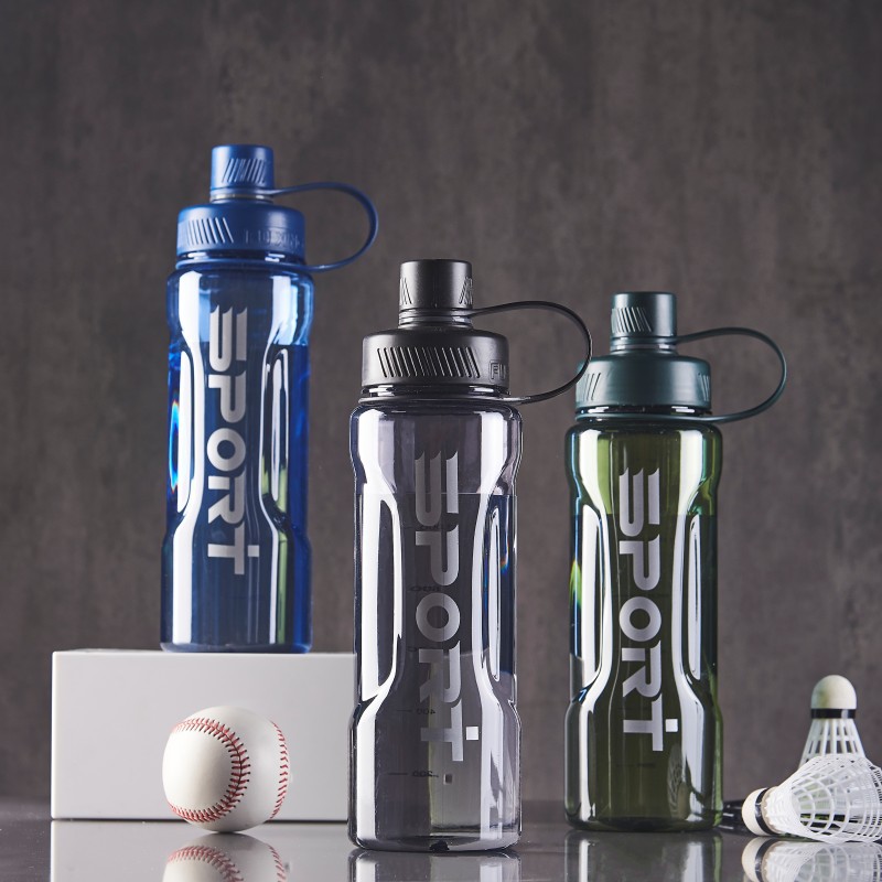 Large-capacity fitness water bottle, shock-resistant and leak-proof plastic cup for boys, high appearance level cup, high-temperature resistant pc space water cup full figure