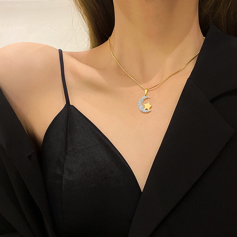 【 All-titanium Steel 】 Moon and star minimalist style, real gold necklace inside the furnace, female Instagram influencer collarbone chain details Picture