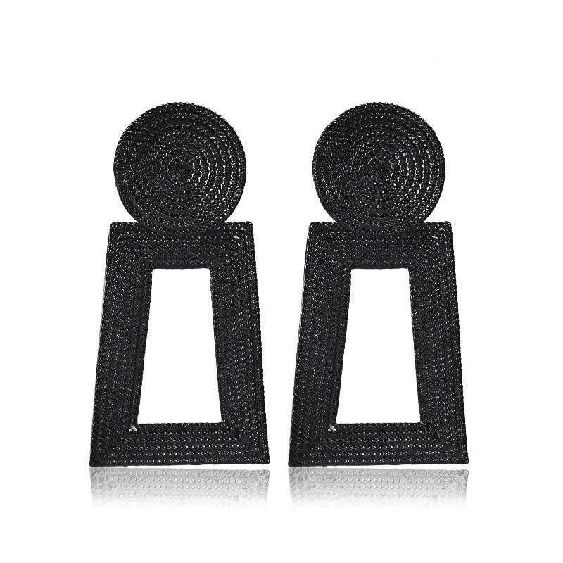 New minimalist European and American style hollowed-out trapezoidal stud earrings, elegant geometric pendant earrings, square-patterned metal earrings for women Item Picture