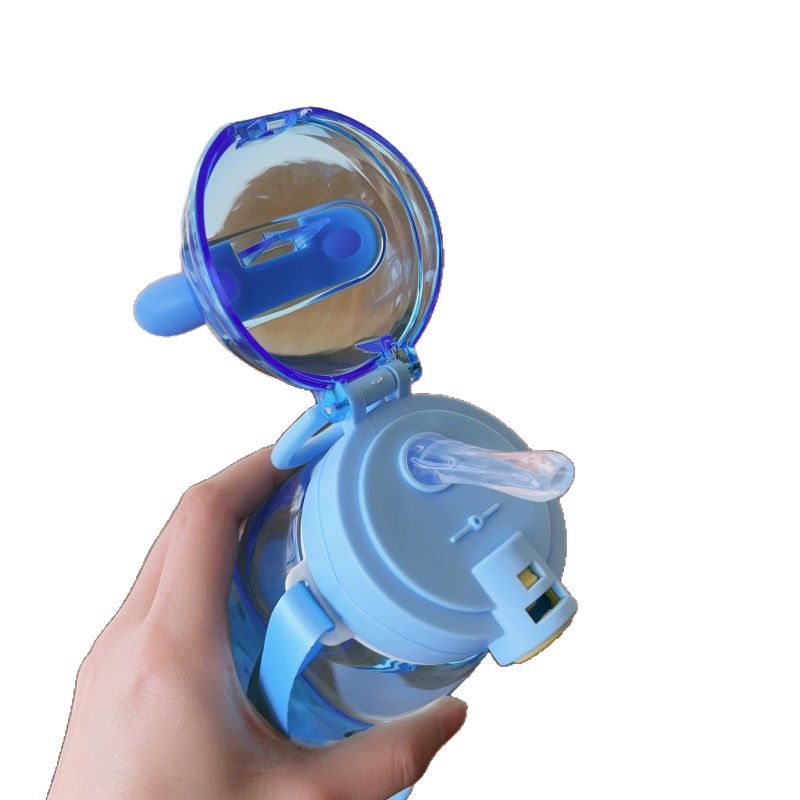 Summer children's cartoon straw cup, high appearance level, plastic spring cap, large capacity, portable cup for boys and girls Item Picture
