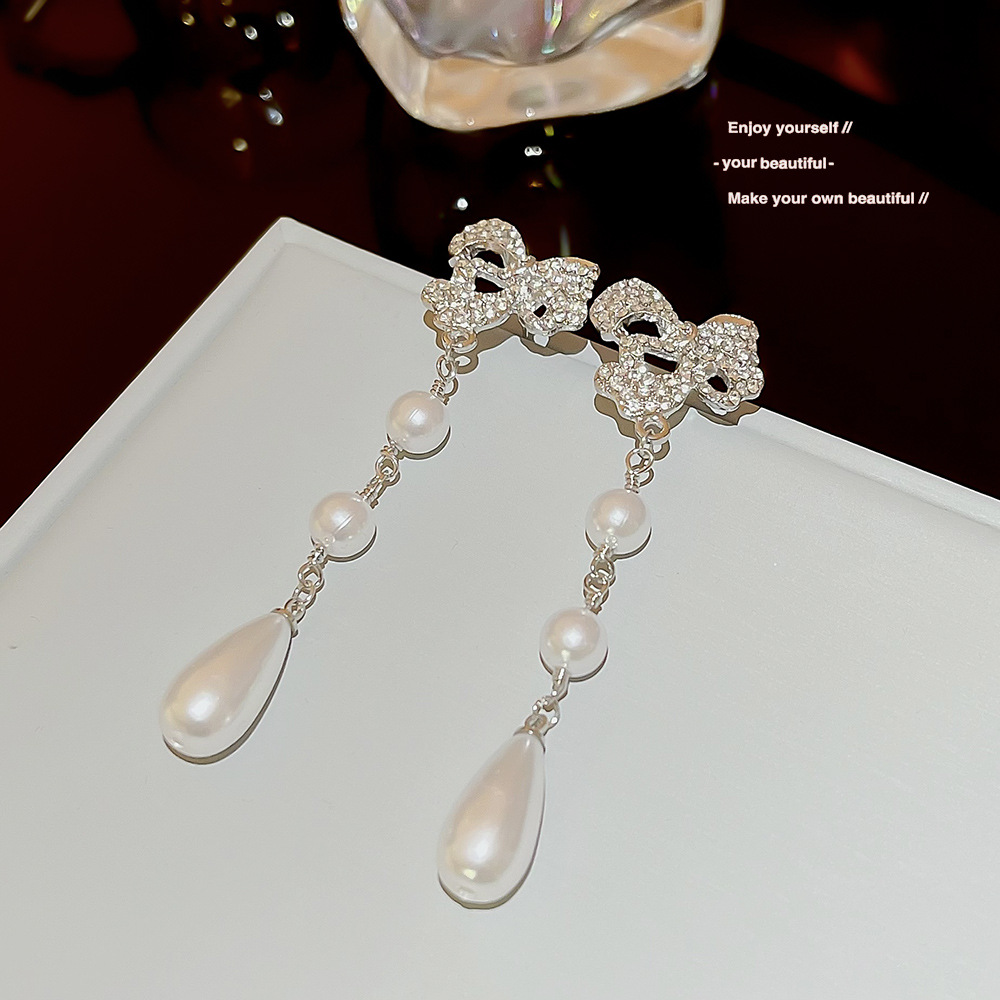 European and American exaggerated long full-diamond irregular tassel earrings, light luxury and high-end, trendy bestsellers, individual and elegant earrings Specification drawing