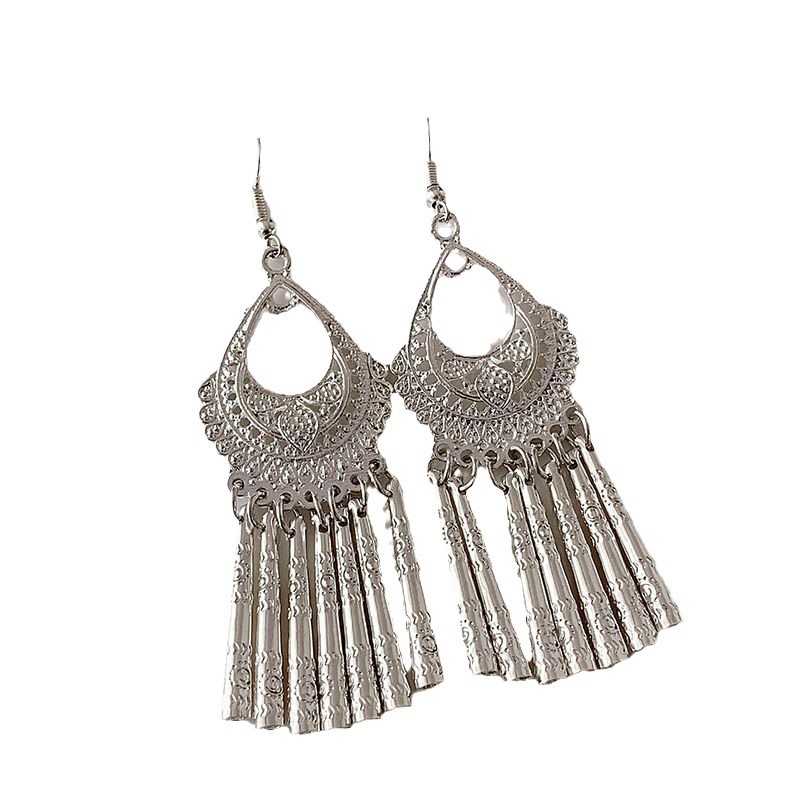 Ethnic-style Miao silver ear rings, retro exotic niche design, long tassel earrings, Chinese-style new Chinese-style earrings for women Item Picture