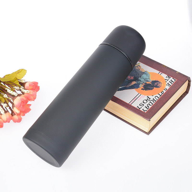 304 stainless steel insulated cup, warhead insulated pot, rubber paint, double jump switch, large capacity, can be printed with LOGO Application Scenario