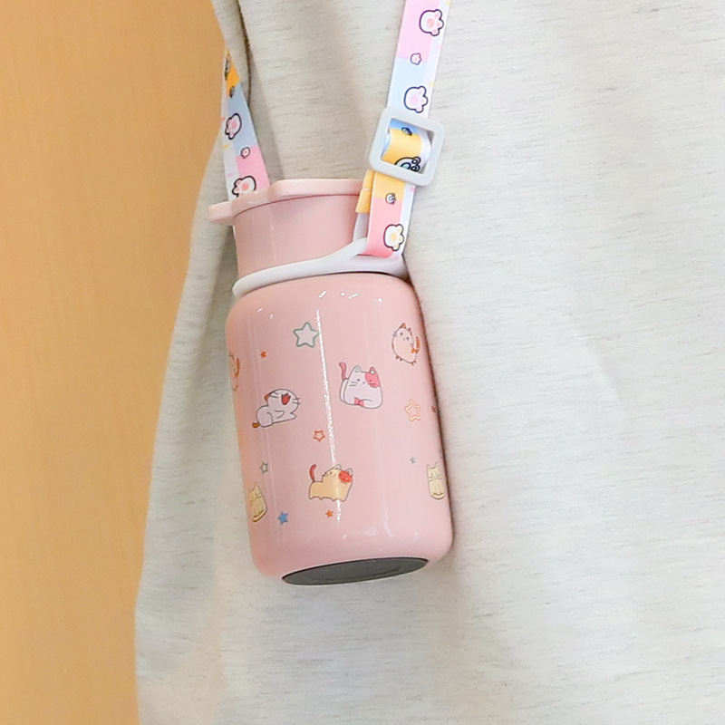 High appearance level cartoon cute cat, 304 stainless steel insulated cup, crossbody strap, mini water cup, 180ml for students Application Scenario